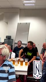 Ohlédnutí: Sobotní akce na Městském stadionu v Ústí nad Labem, kde se rozdávaly permane…