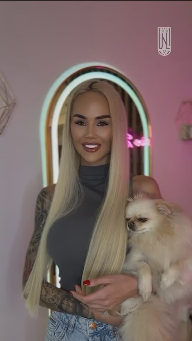 POZVÁNKA NA SPARTU ❤️ Zítra Vám přinese rozhovory naše dvojice Elisabeth a Chlöe 🐶 Zápa…