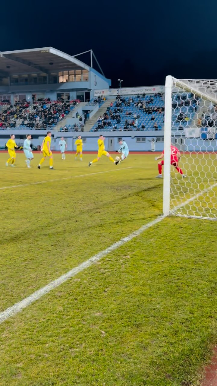 🎯 Mareeeek Červenkaaaa zvyšuje už na 2:0