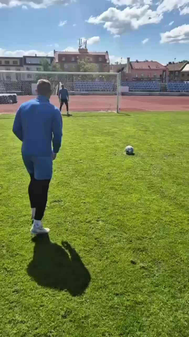 Pozvánka od Fantiše na zápas!Zítra v 10:15 přijďte podpořit náš tým v utkání proti FK M…