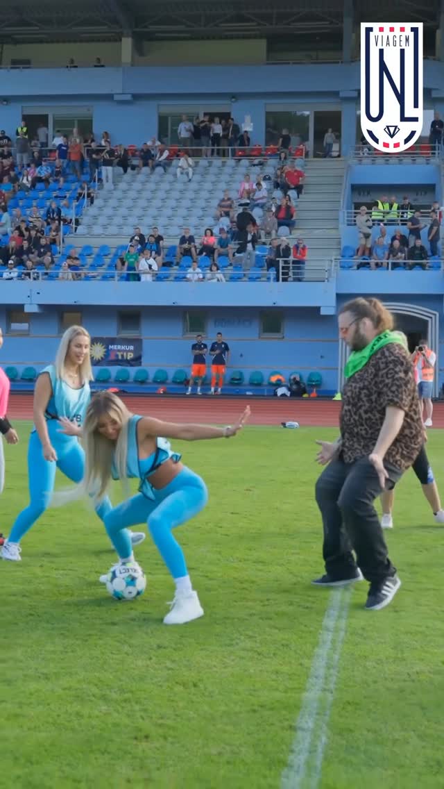 Náš oblíbený minizápas mezi moderátorkami a fanoušky.
