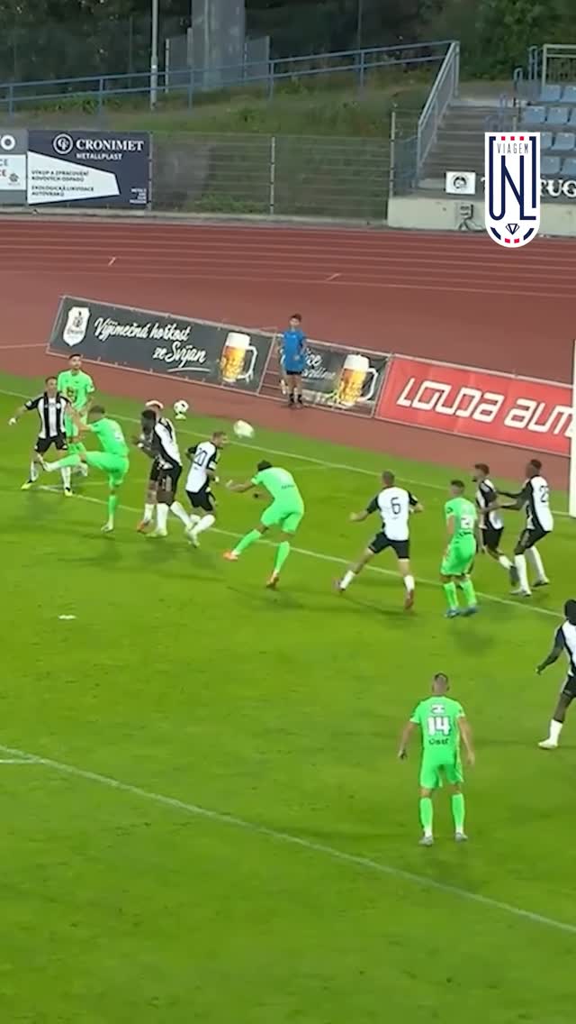 ⚡ PREMIÉRA JAKO HROM: Stačilo 10 vteřin na hřišti a Seydil Toure v závěru utkání trefil…