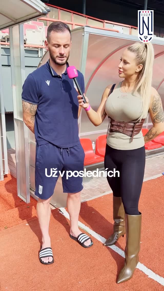 Moderátorka Sabina Jakšová si tentokrát pozvala k rozhovoru Pavla Moulise, nedělního st…