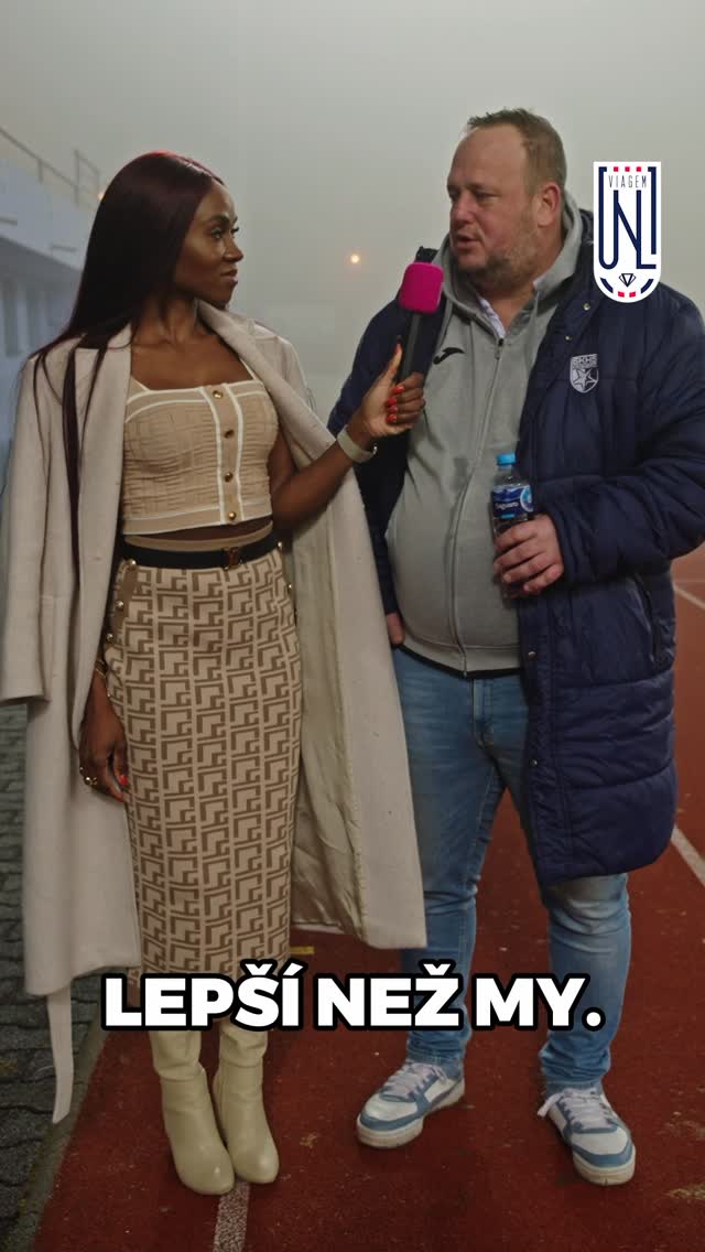 Joy v pozápasovém rozhovoru s trenérem Lukáš Kříž.