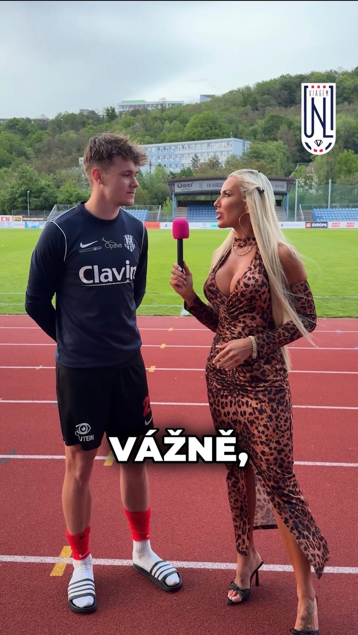 Rozhovor hosté: Jak hodnotil utkání hráč Opavy Adam Sochor s naší moderátorkou Lucy?