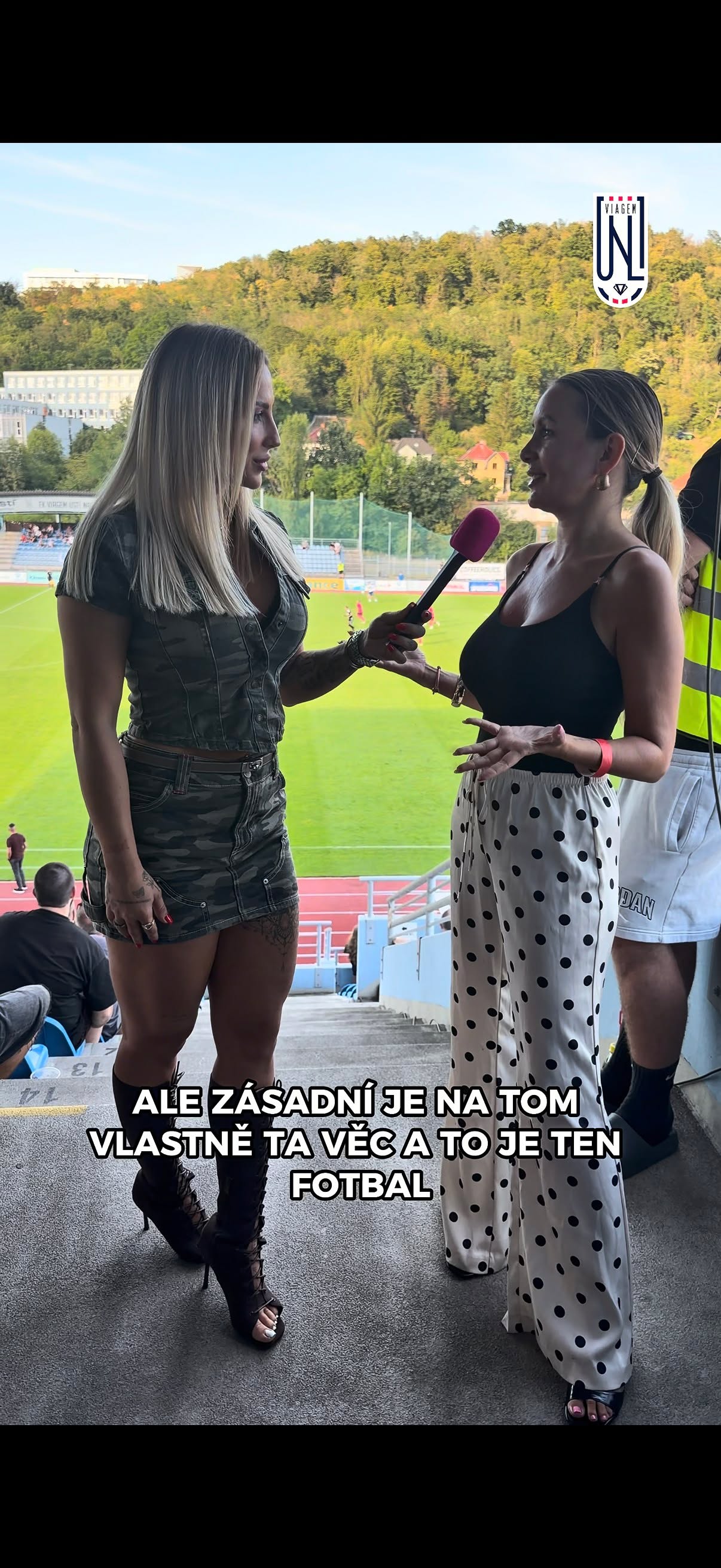 Rozhovor: Sabina si tentokrát povídala se Šárkou Pekovou, která se podělila o své fotba…