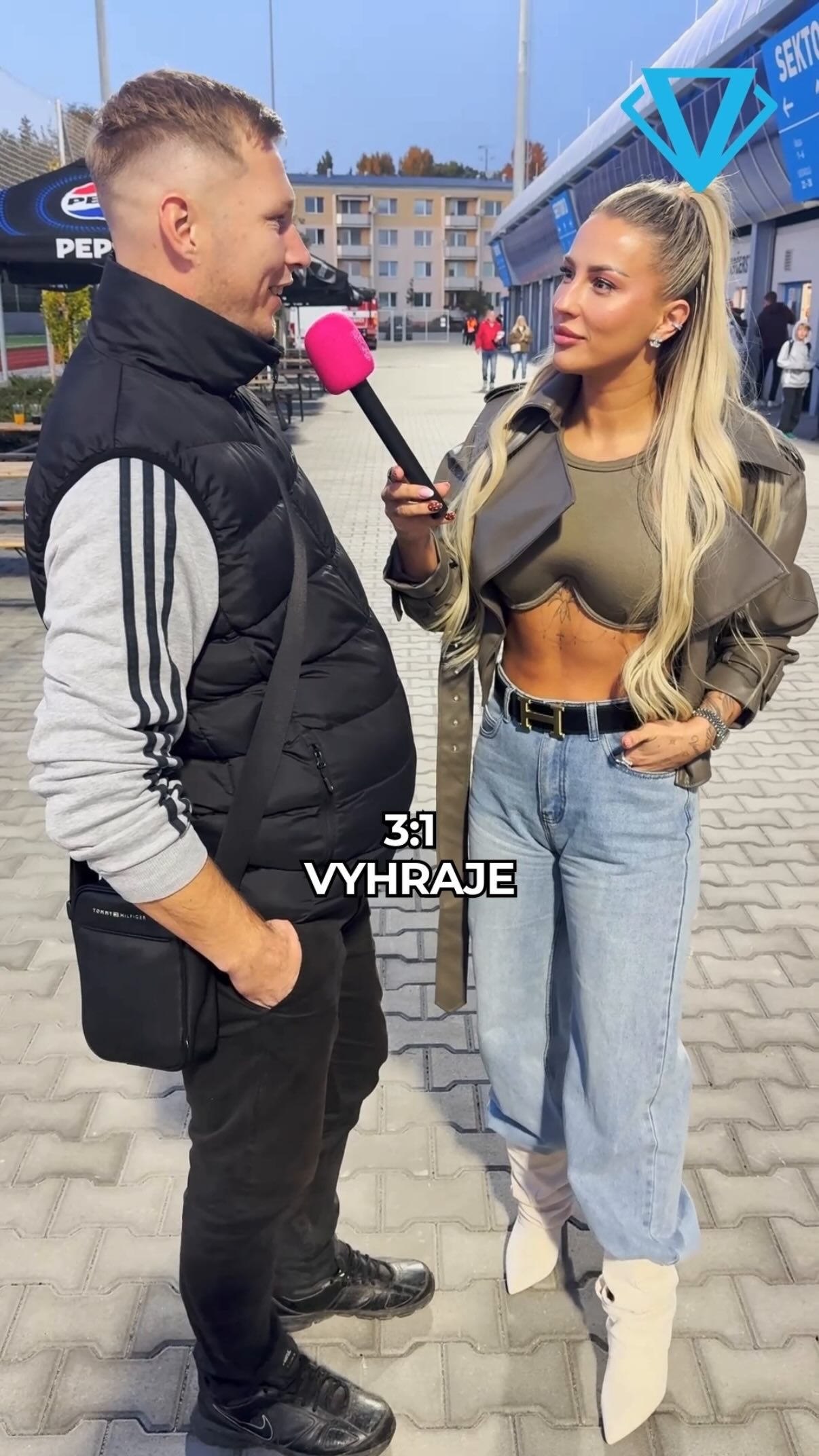 Rozhovor: Včera v Prostějově narazila Sabina na fanouška, který přijel podpořit Viagem… ale přiznal, že hlavním důvodem byla právě ona